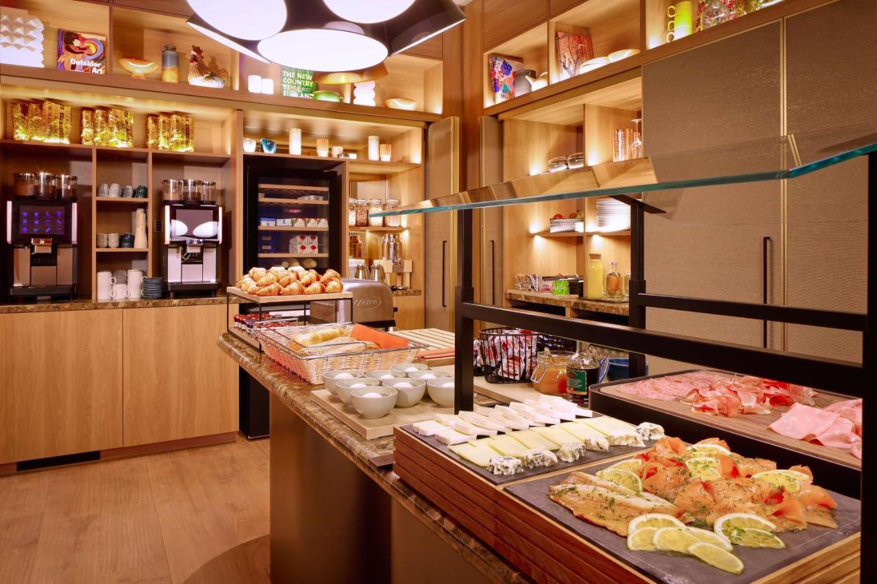 Adina Geneva Hotel 4*