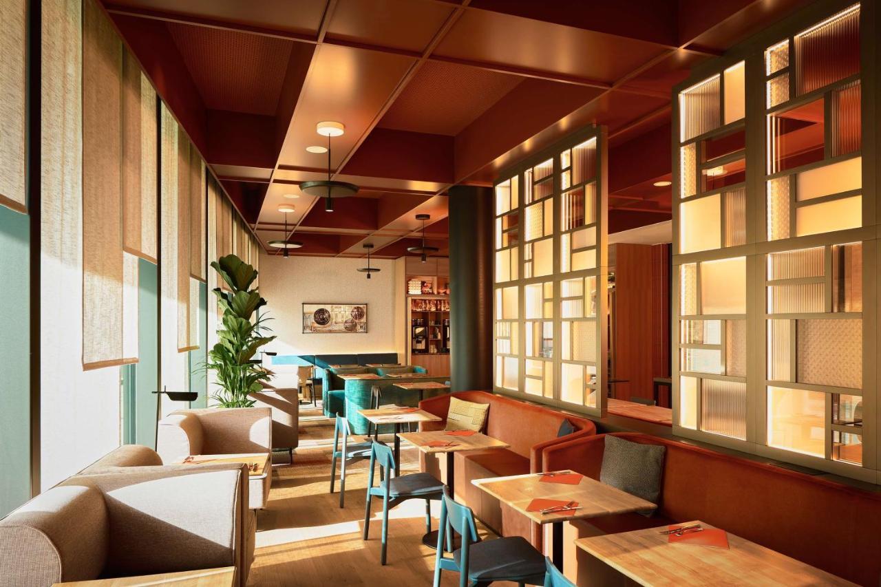 Hotel Adina Geneva