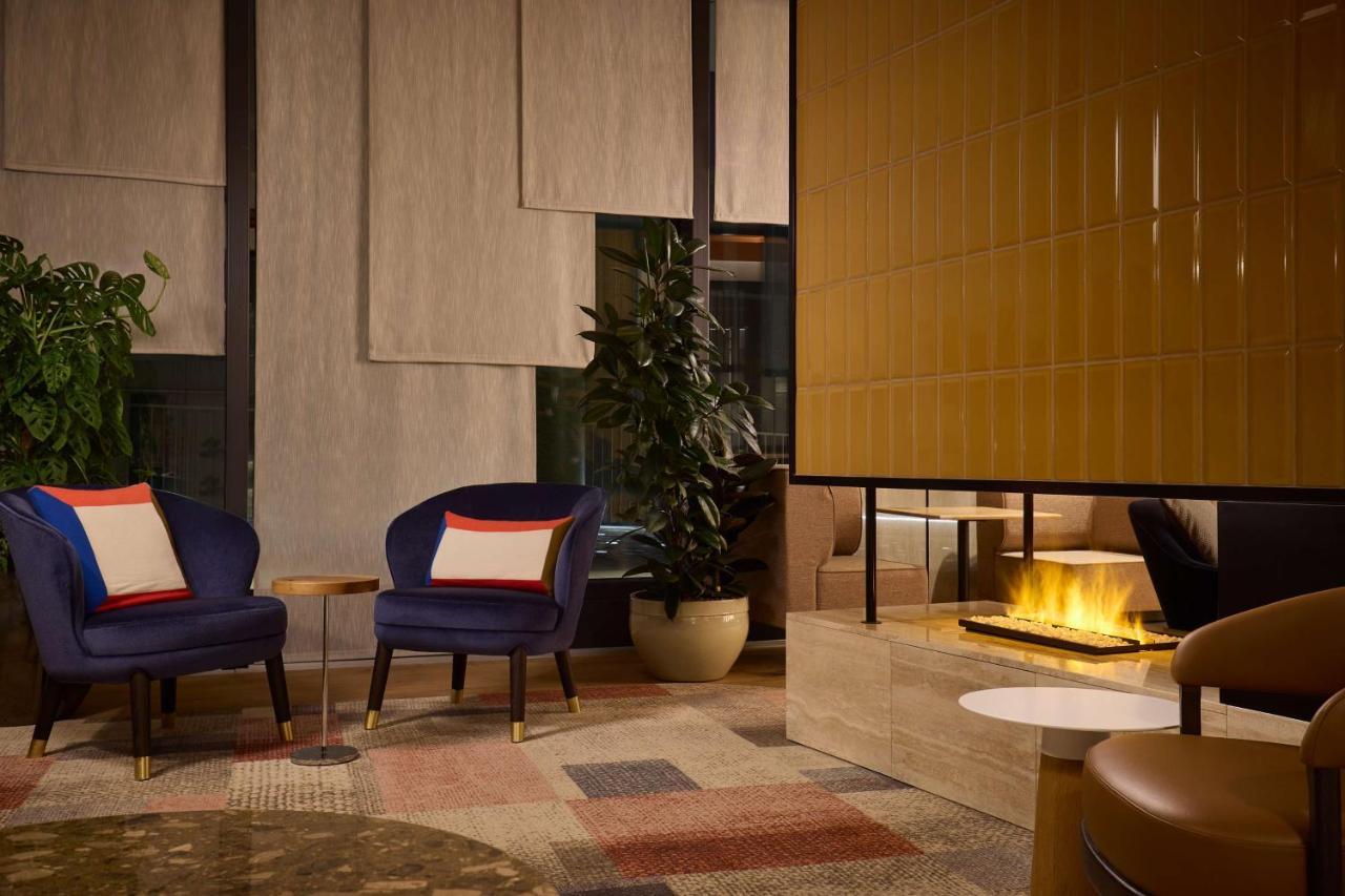 Hotel Adina Geneva 4*