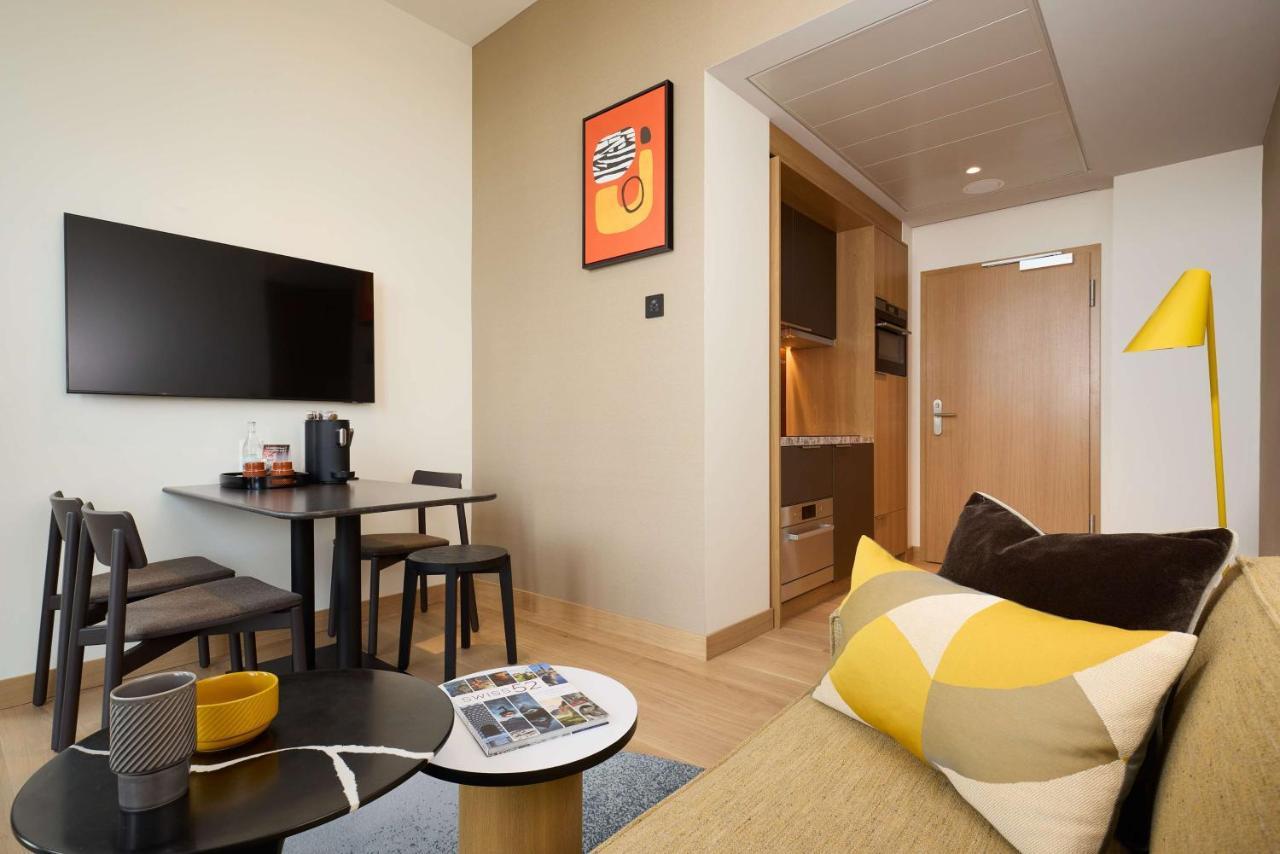 Adina Geneva Hotel